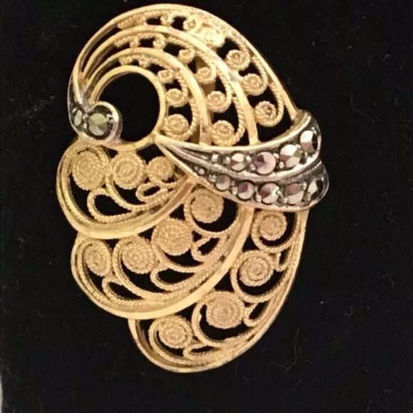 Vintage Earrings Gold Tone Rhinestone - Picture 2 of 4